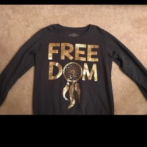 Punks not dead sweater.